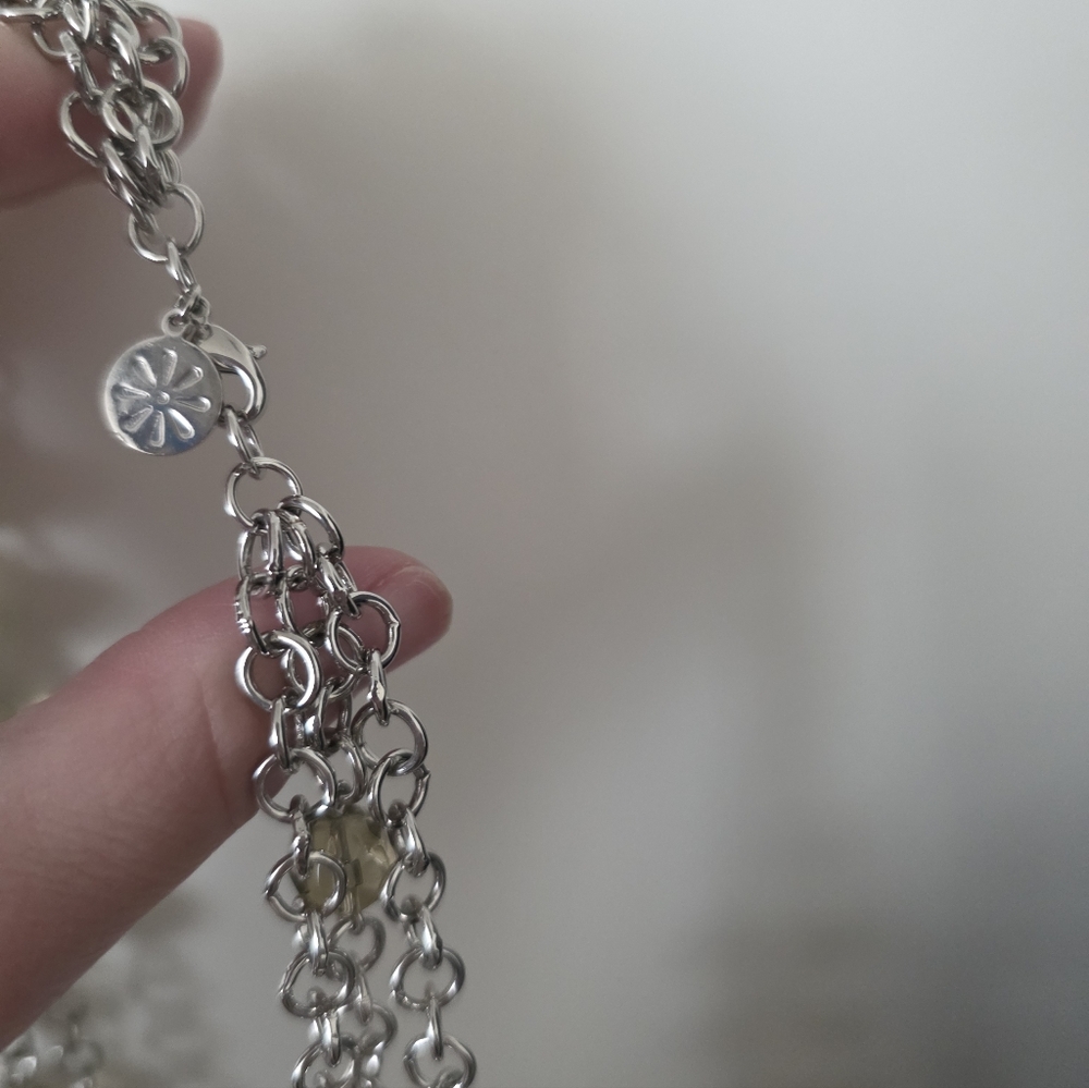 Layerd Silver Tone Chain Immitatipn Pearl Necklace 21" With Earrings NIB  Chic - Picture 4 of 7
